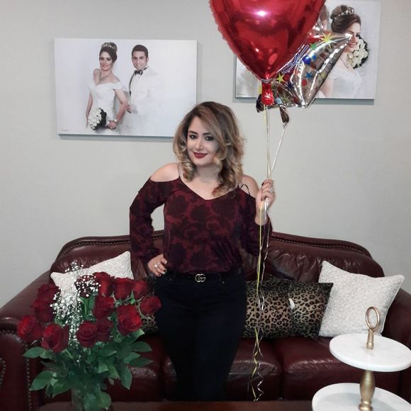 Meet your Posher, Delaram - Picture 1 of 1